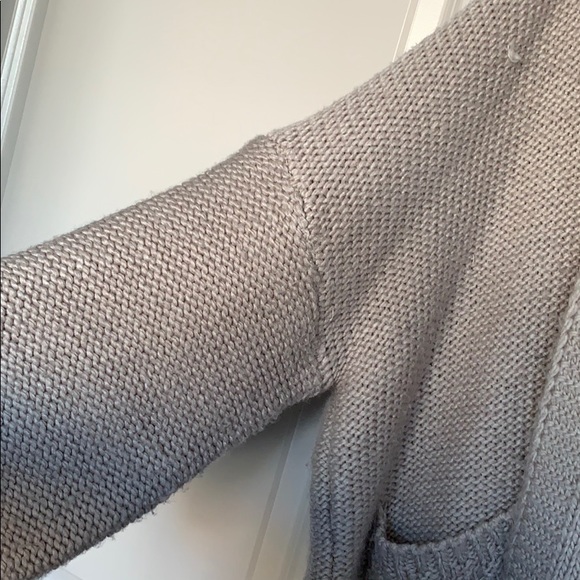 L/XL Tassel Cardigan Beige. - Picture 5 of 6